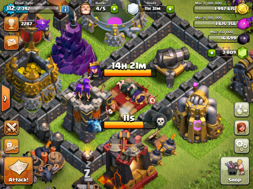 Clash of Clans Upgrading Queen 2015