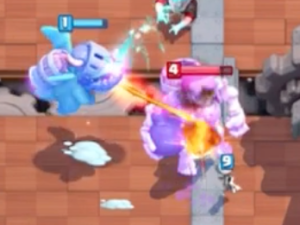 Clash Royale Inferno Dragon vs Giant Skeleton