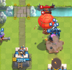 Clash Royale Lava Hound Balloon Counter
