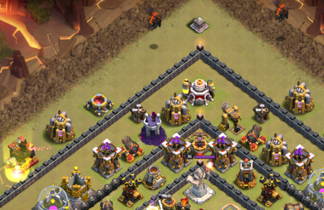 Clash of Clans TH11 LavaLoonion Lava Hounds