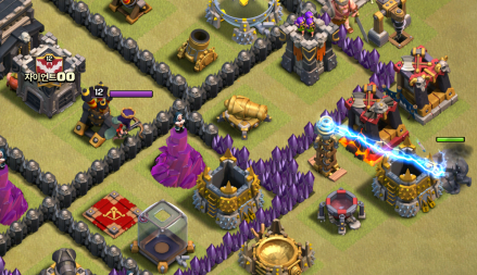 Clash of Clans TH9 GoHo Golem Kill Squad